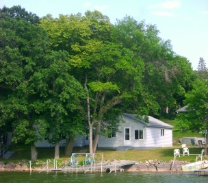 Lakeside Cabins
